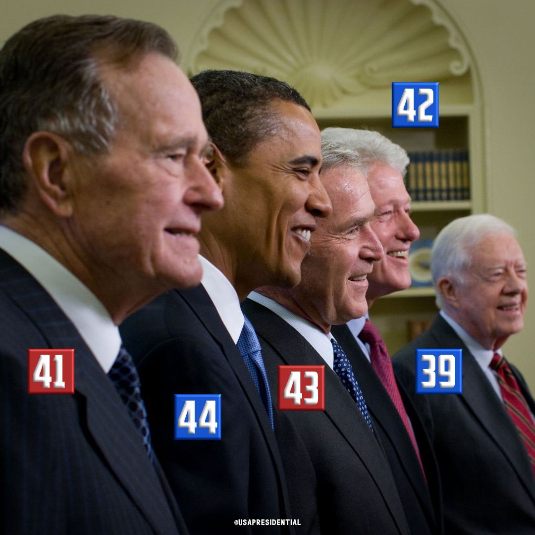 Pictured:

🔴 41 - George H. W. Bush
🔵 44 - Barack Obama
🔴 43 - George W. Bush
🔵 42 - Bill Clinton
🔵 39 - Jimmy Carter
-----
#potus #president #whitehouse #ovaloffice