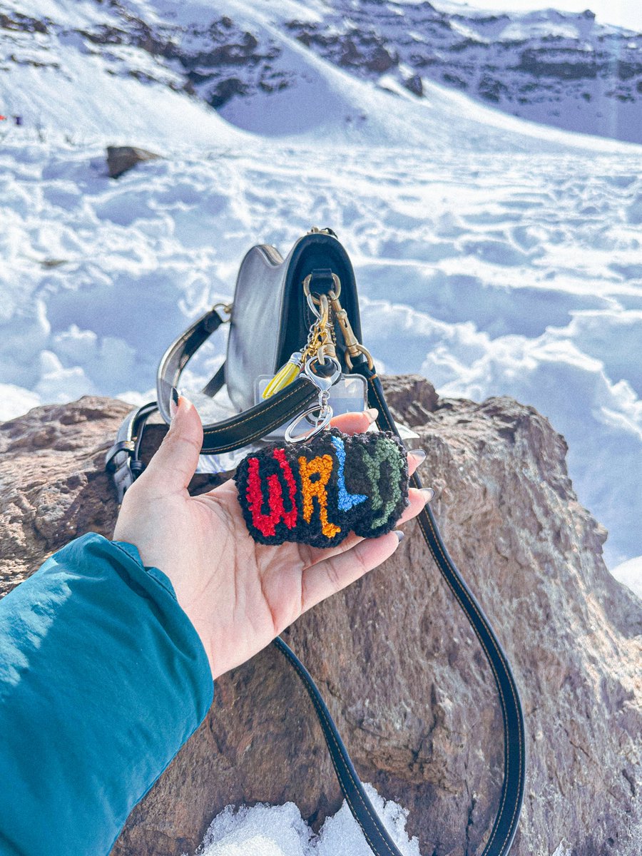 𝐥𝐚𝐫𝐢𝐬⁷ vai ver o bts tweet media