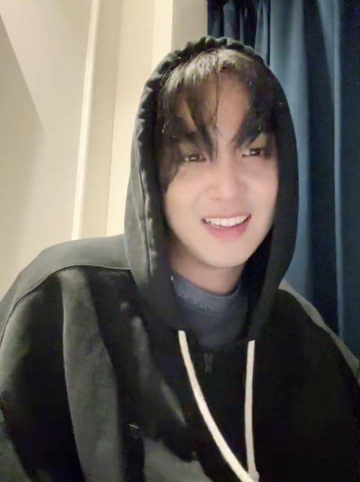 𝒅𝒊𝒂𝒏𝒆 ⋆.𐙚 ̊ tweet media