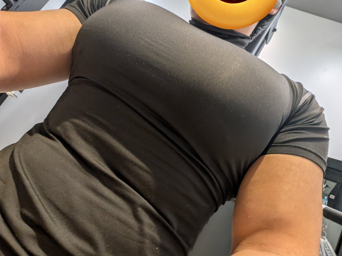 ぎる＠胸筋の人 tweet media