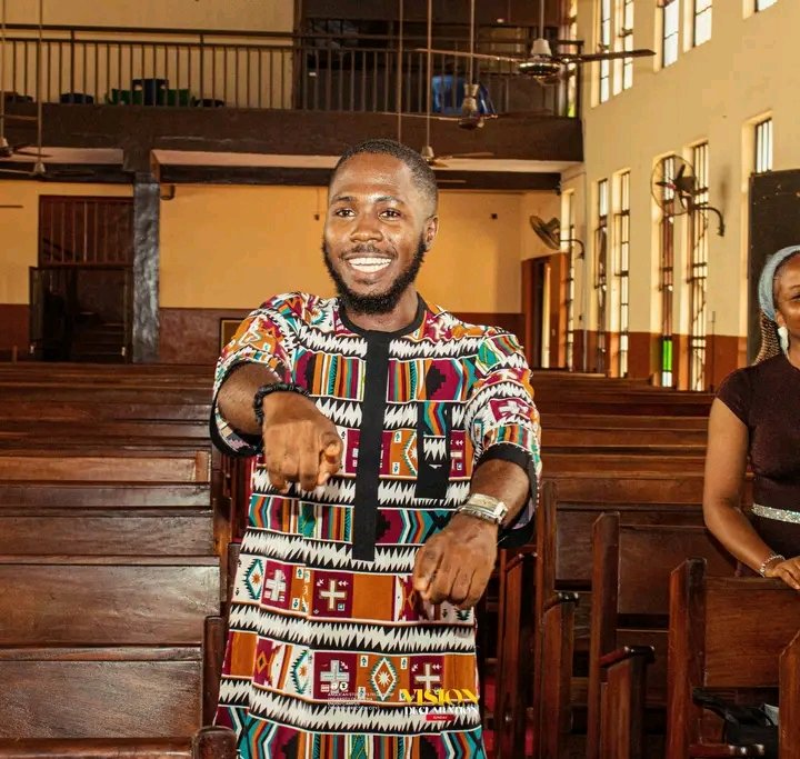 While y'all slept and said Goodnight, the Lord answered my prayers.
My bar results are out. I am not crying. 😭😭😭😭😭😭😭 
I promise.
I passsssssssssseeeeedddddddd.
Please don't withhold your congratulations 👏 🎉