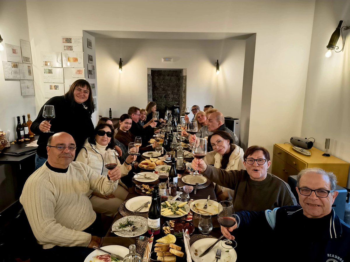 tenutapapale's tweet image. 🍷🫒 tenutapapale.com 🫒🍷
.
.
.
#tenutapapale #winery #winetastingsicily #sicilywine #vineyard #wineriesinsicily #winerysicily #bestwineriesinsicily #vineyardsicily #vineyardssicily #winetastingcatania #sicilyvineyards #winetasting #vineyardsinsicily #sicilywineries