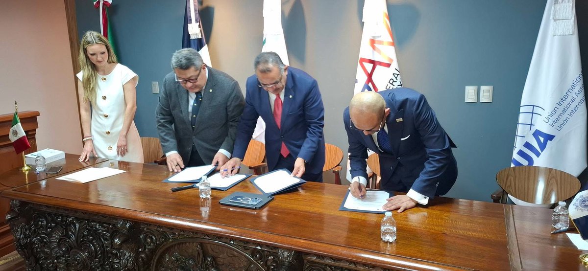 INCAM_Abogados's tweet image. Alianza estratégica: INCAM y World Compliance Association México unen esfuerzos 🤝
Por una práctica jurídica más ética y transparente.

@worldcompl 
@cfiguer24355392 
@AlberticoGS 

#Compliance #Abogacía #Transparencia #Legal #México