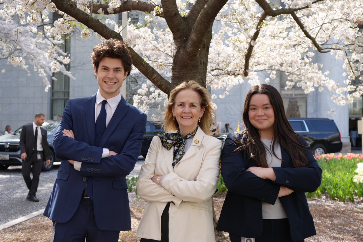 Congresswoman Madeleine Dean tweet media