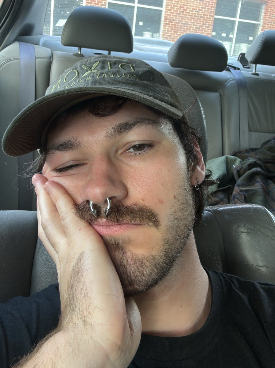 Preston 🪲 tweet media