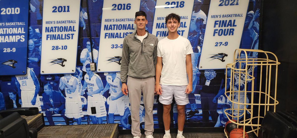 austinschlabac's tweet photo. After a great visit and conversation with @CoachNateConley I am blessed to receive an offer from @usf_mbkb 

@WestviewHoops @BRamseyKSR @Bounce_OTH @Dominique_CSI https://t.co/vzdu5asnUp