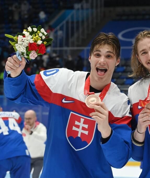 x-let🏒 tweet media