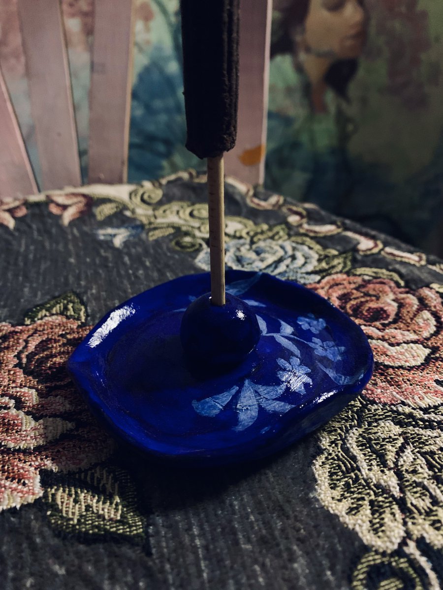 حنون tweet media