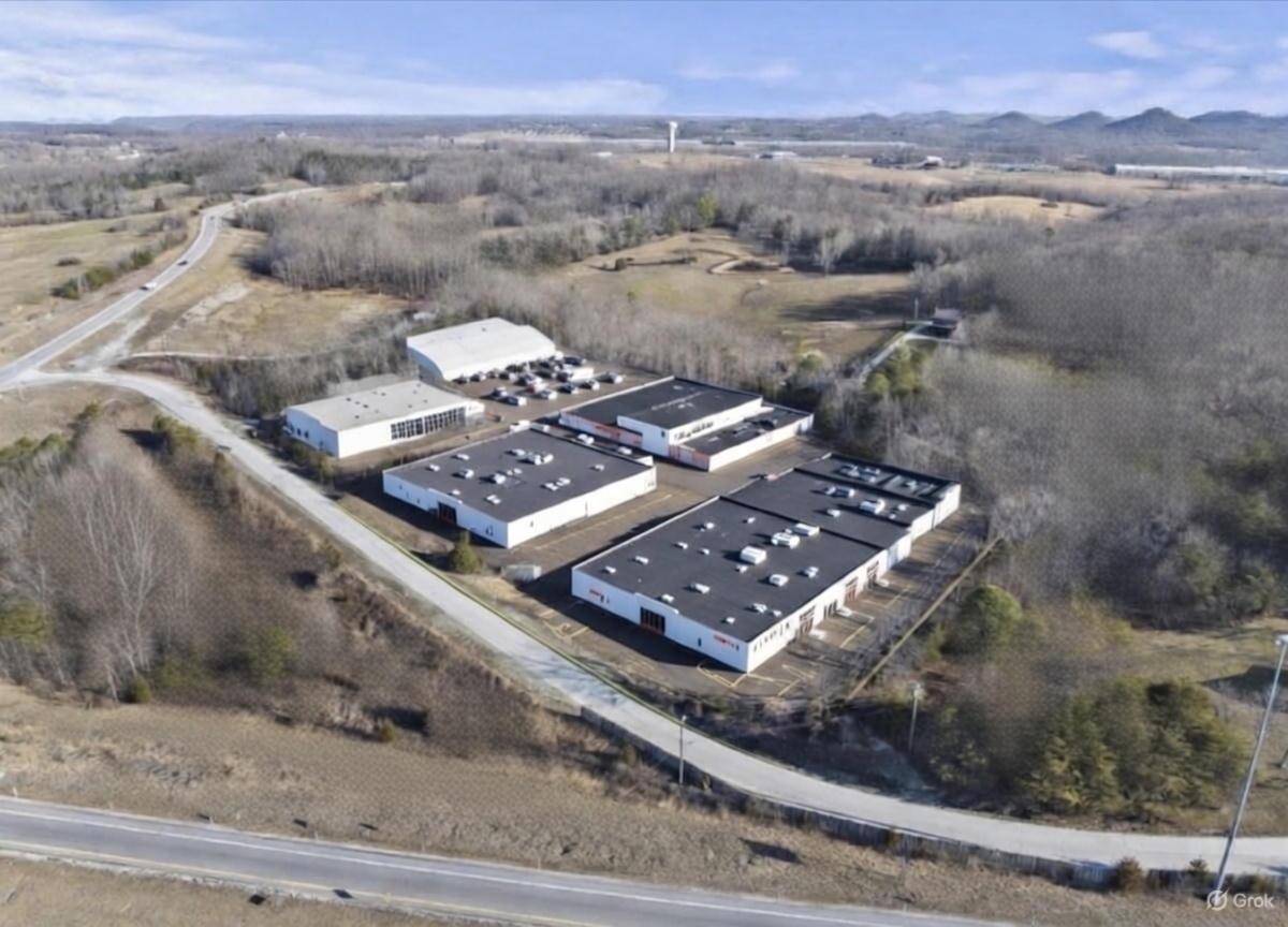 hurst_tammy's tweet photo. New Listing Price: $889,000

6.5 acres right off of I64 and HWY 801, Rowan County

200 Old Phelps Lane, Morehead, KY 40351
See more here: https://t.co/x9rHeDAO7p https://t.co/12tJW5VWnC