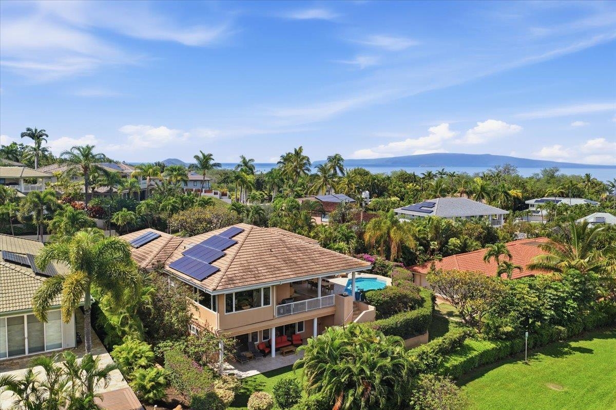 HawaiiLife's tweet image. Just listed by Brad MacArthur, R(B) and Tyler MacArthur, R(S) is 347 Kualono Pl, in Kihei, Maui, for $3,095,000.

hawaiilife.com/listings/347-k…

Updated residence in a gated community in the Wailea Resort.

Tap the link for more details.

#HawaiiLife #Maui