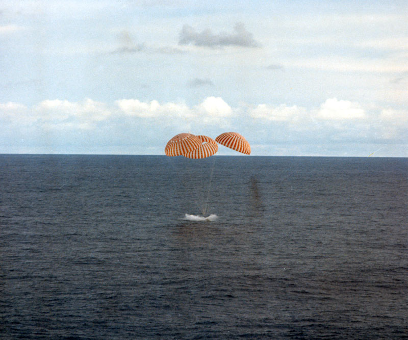 airandspace's tweet image. "Extremely loud applause here in Mission Control."

On this day in 1970, the Apollo 13 command module successfully reentered Earth's atmosphere and splashed down, bringing astronauts Jim Lovell, Fred Haise, and Jack Swigert safely back to Earth following a harrowing journey.
