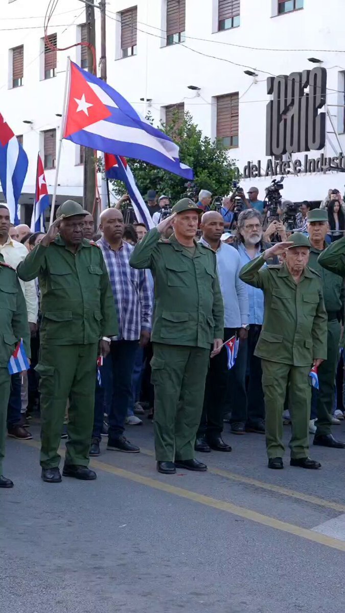 RamnMonte1's tweet photo. #CubaEstáFirme 
@DiazCanelB ....El carácter socialista de nuestra revolución no es una frase del pasado,es el escudo del presente y la garantía del futuro.
#GirónEsHoy y es siempre 
Cuba no se rinde 
Aquí no se rinde nadie 
#CubaVencerá https://t.co/ONXfcHISb2
