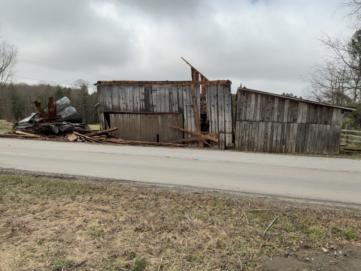 NWSBurlington's tweet image. Our survey team confirmed an EF-1 tornado occurred on April 16th from 9:15 to 9:18 PM in Williamstown, Vermont. Here are several pictures from the damage survey, as well as information on the track. #VTwx