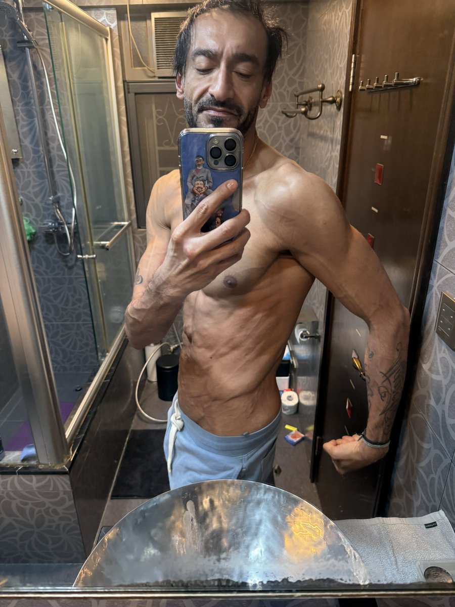 Sam's Tailor tweet media