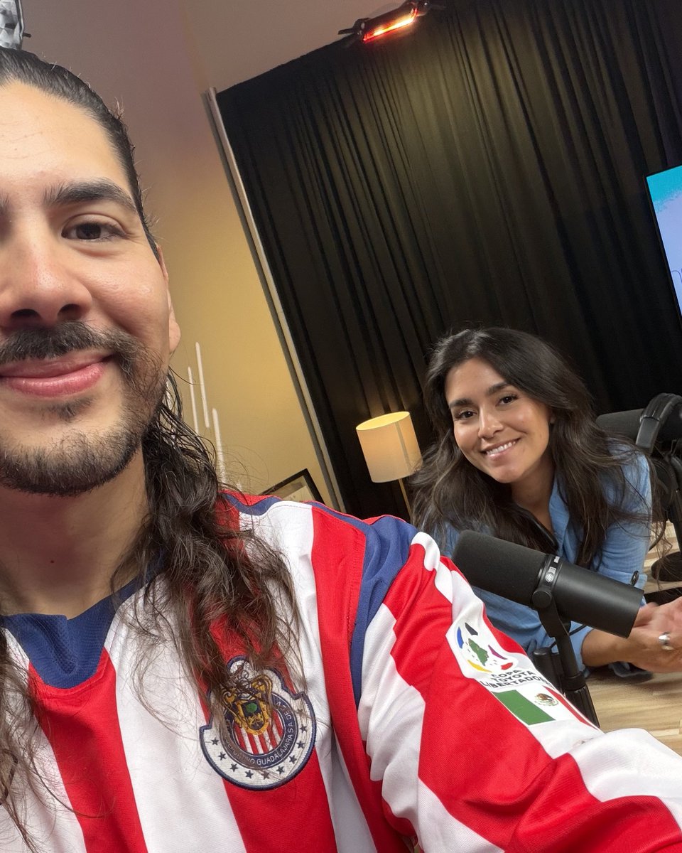 Castro1021 tweet media