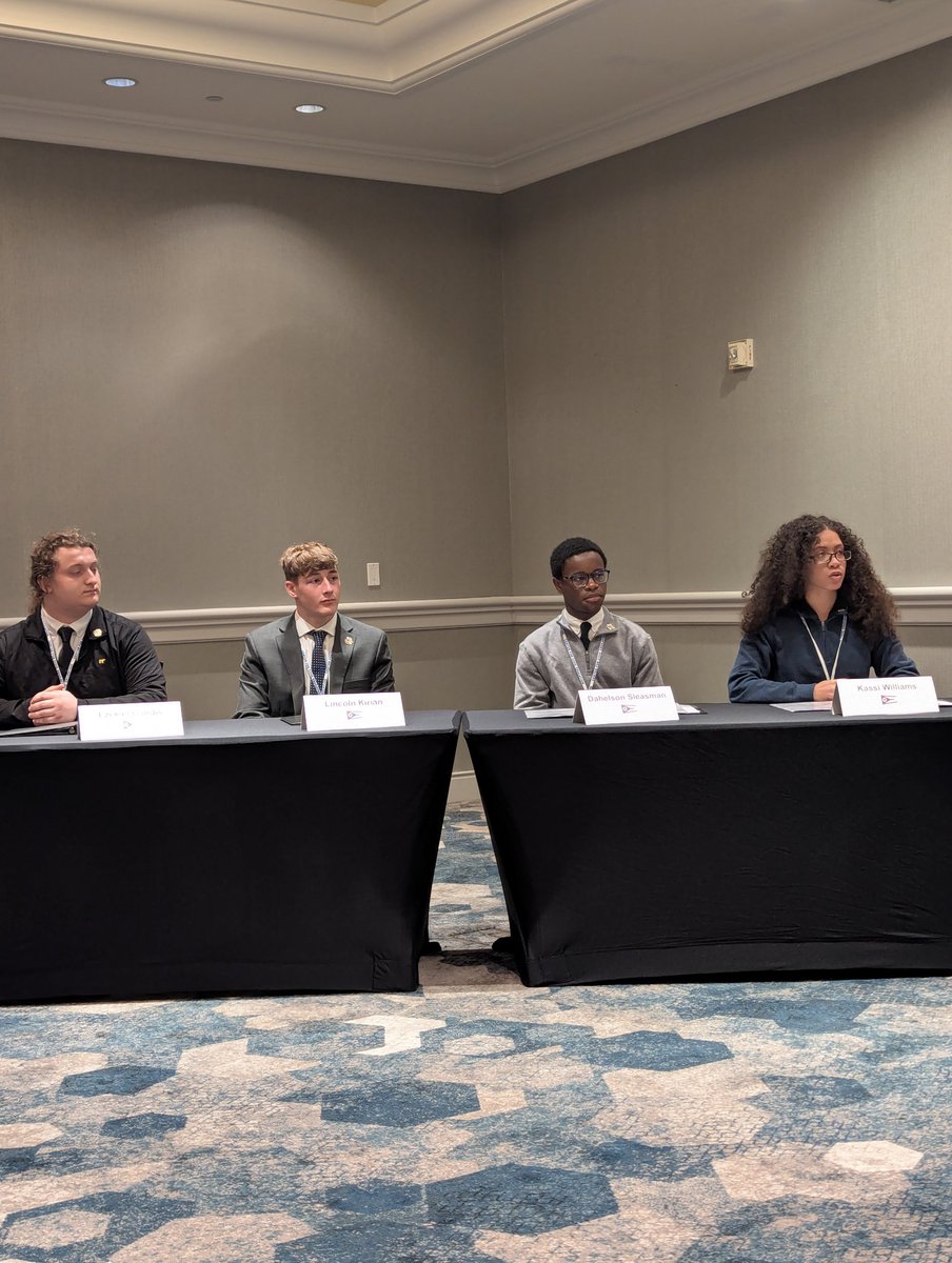 FHS264's tweet photo. Round 1 in the books at #WTPfinals @CivicEducation https://t.co/9mQz5cjRL3