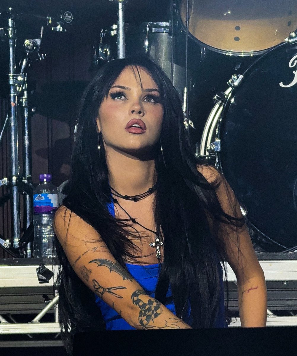 inez. MEET MAGGIE tweet media