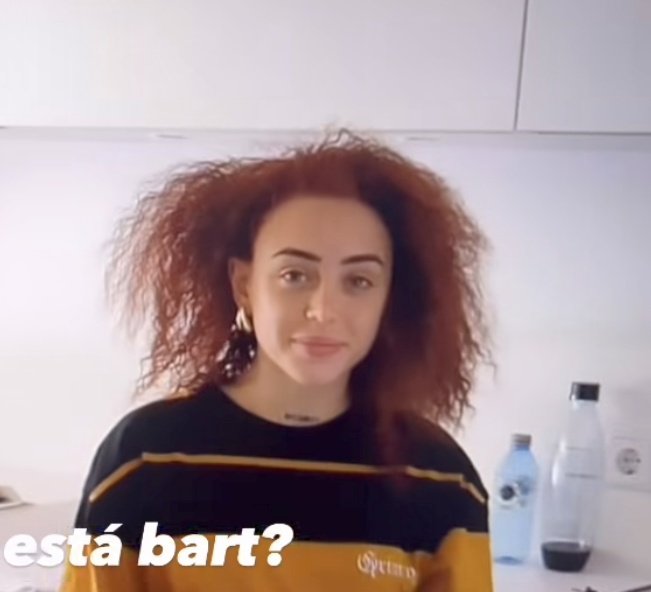 Yo este último mes con la humedad y lluvia de Baires. Nicole siempre nos representa