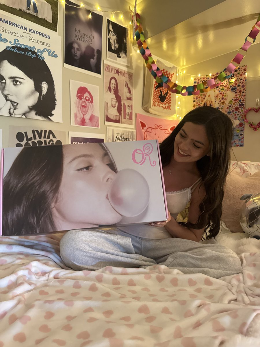 an 💝 nash guts guide! tweet media