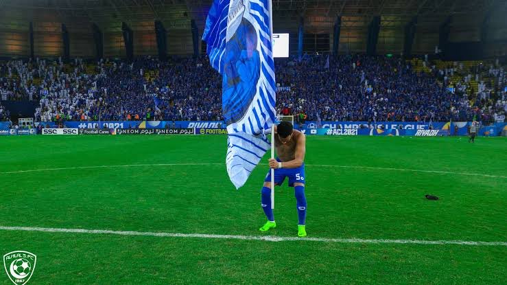 مستر هلالي #الزعيم العالمي tweet media