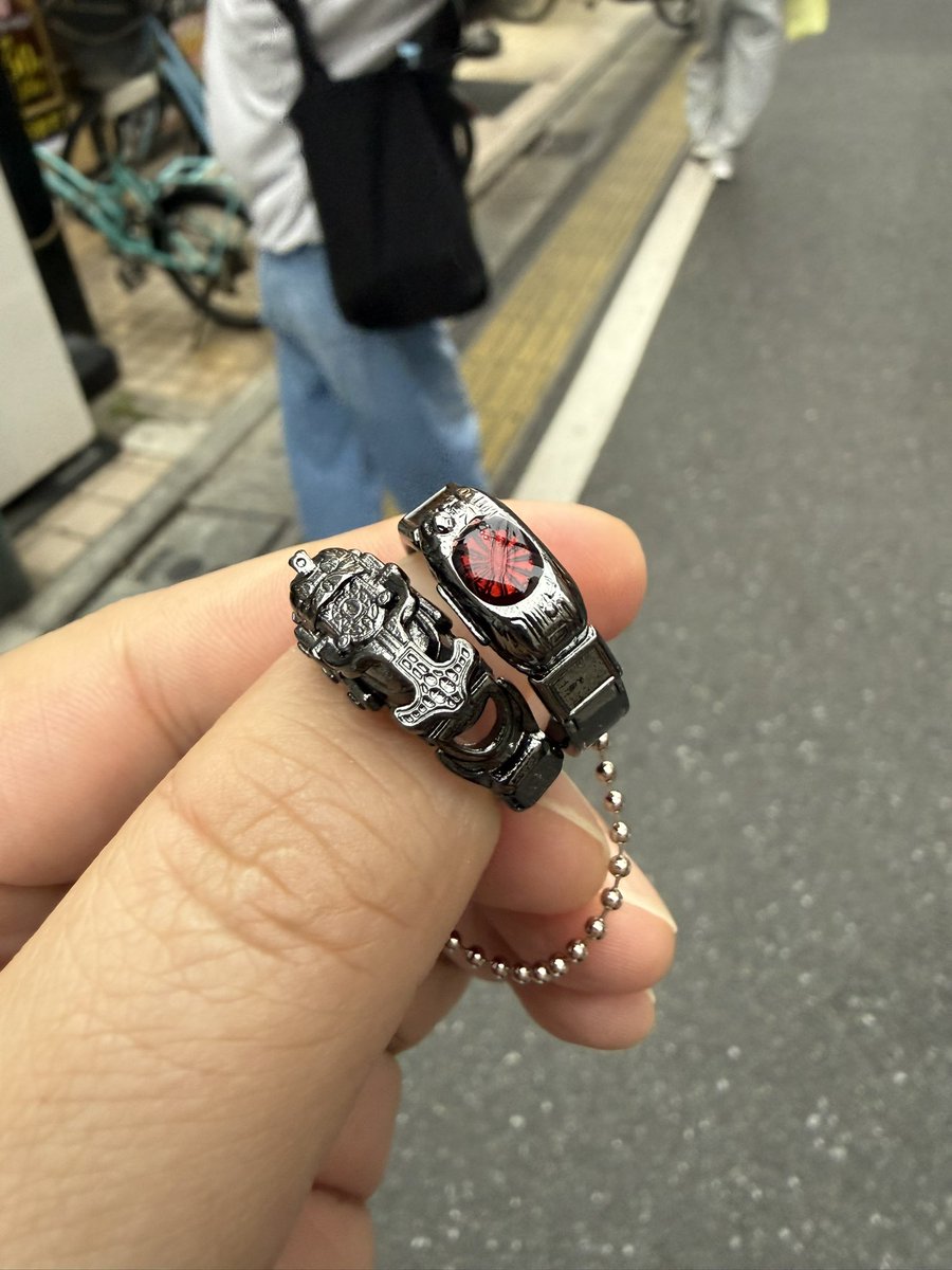 あと2個しか入ってないガチャで、欲しいやつだけ引くワイ #仮面