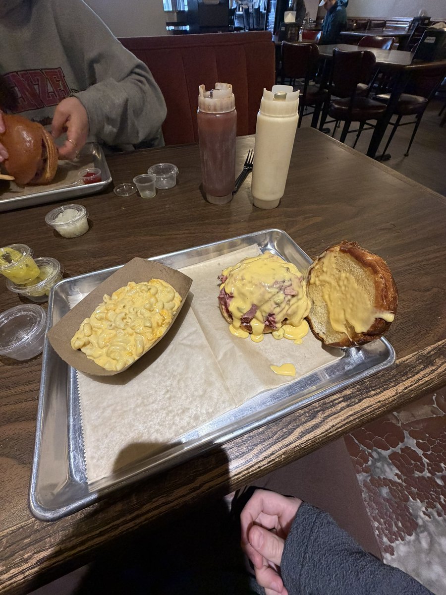 Mr. Garlic tweet media