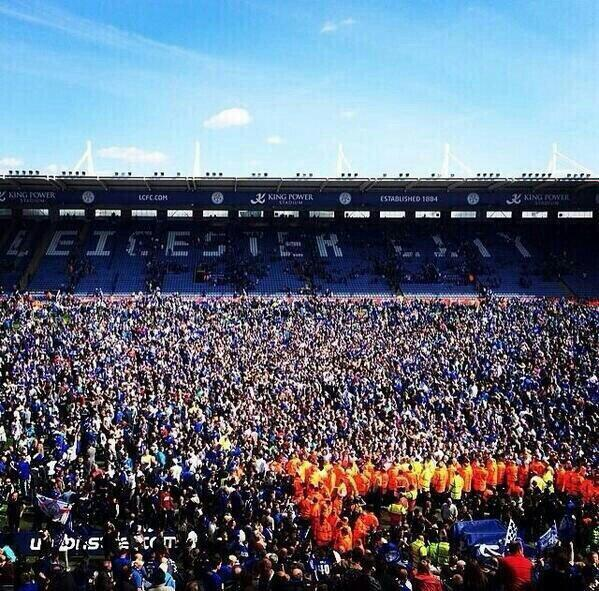 FosseHub's tweet photo. Do you think fans will invade the pitch when Leicester are relegated on Tuesday vs Hull? #LCFC https://t.co/mRwxPXJDW6