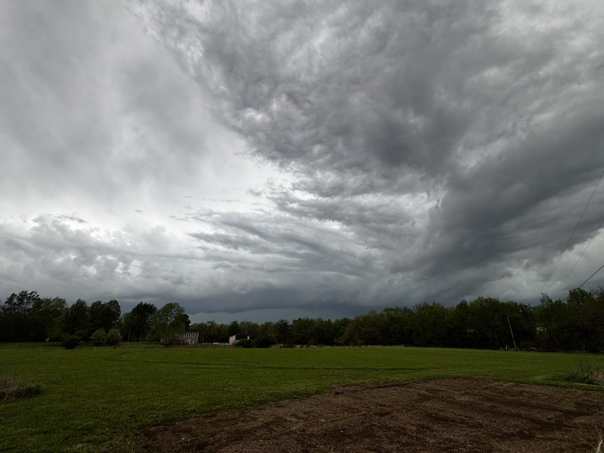 PeopleofCowtown's tweet photo. Tornado warning Cass County now. https://t.co/XHEFBFQPEs