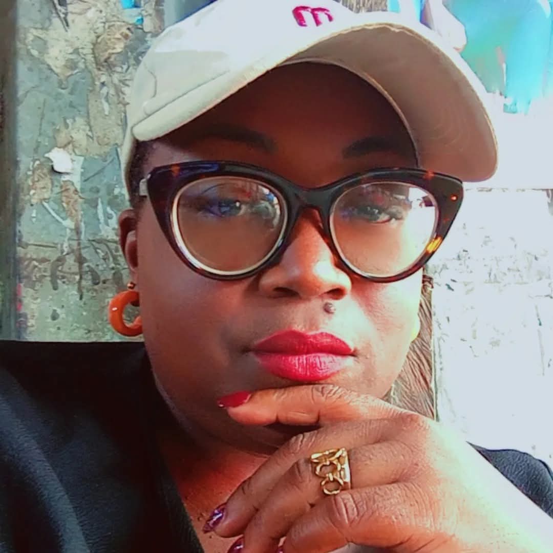 Teckyla Jones tweet media