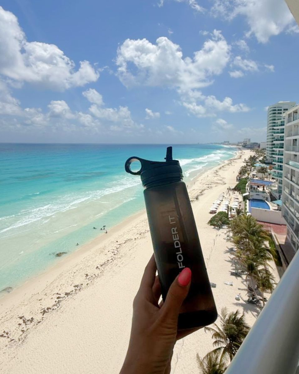 FolderIT's tweet photo. How does working from anywhere actually work in software development?

It works when teams stay aligned in real time. Same time zone, continuous collaboration, and no delays in delivery.

That’s how performance stays consistent, no matter the location. https://t.co/VlmAzJ0kuB