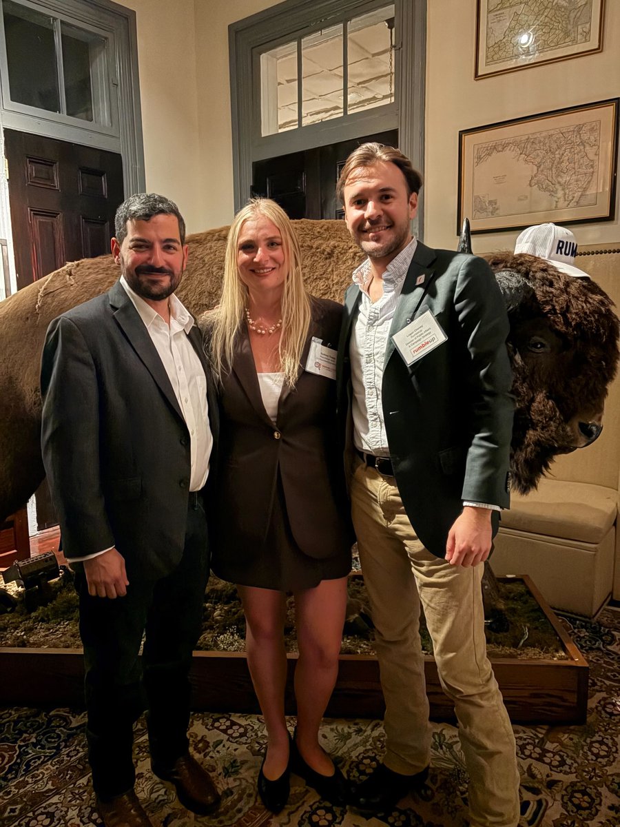 rumbleup's tweet photo. What a great time last night in DC. 🍸

Thank you to everyone who came out, and to our co-sponsors, Rumble, Numinar, Fulcrum Intel, RYE Strategies, Direct Edge and @Republican_Jobs for making it happen.

👉 Sneak peek inside this 1890s schoolhouse turned into one of DC’s most unique venues.