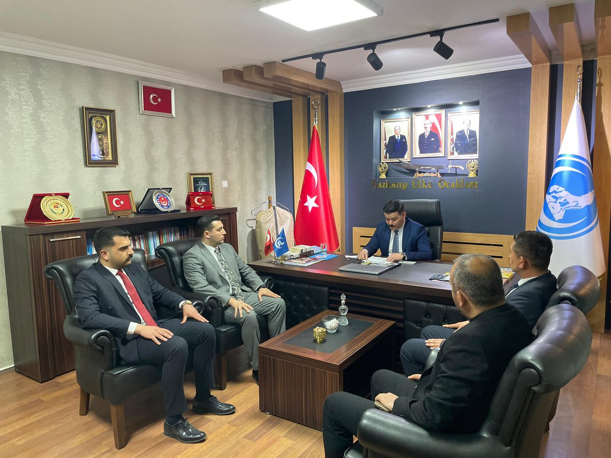 Gaziantepocak27's tweet photo. Ülkü Ocakları Gaziantep İlçe Başkanlarımız ile istişare toplantısı gerçekleştirdik.

@ayyildirim1 
@cenkgece https://t.co/LfJTl7rcCx