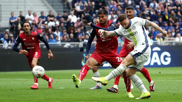 #SerieA
Inter quiere asegurar otro título de Liga, está a 9 puntos de su inmediato perseguidor Napoli y hoy se enfrenta a Cagliari en Milán por la fecha 32 de Serie A. Todo está encaminado a una victoria del Neroazurri, ha ganado 8 de 10 partidos.