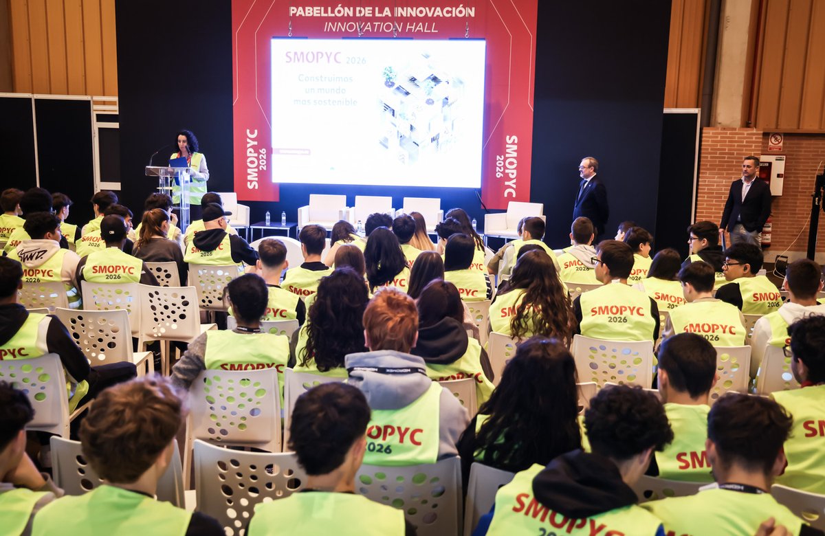 SMOPYC's tweet photo. El tercer día de #SMOPYC2026 ha sido para el talento joven 👷‍♀️👷‍♂️.Además, los creadores de contenido que participarán mañana en la mesa redonda han estado hoy conociendo de primera mano #SMOPYC, recorriendo los pabellones, el área exterior y la zona demo.

🖇️https://t.co/xP6k4Um0pU https://t.co/M2hNRugvrk