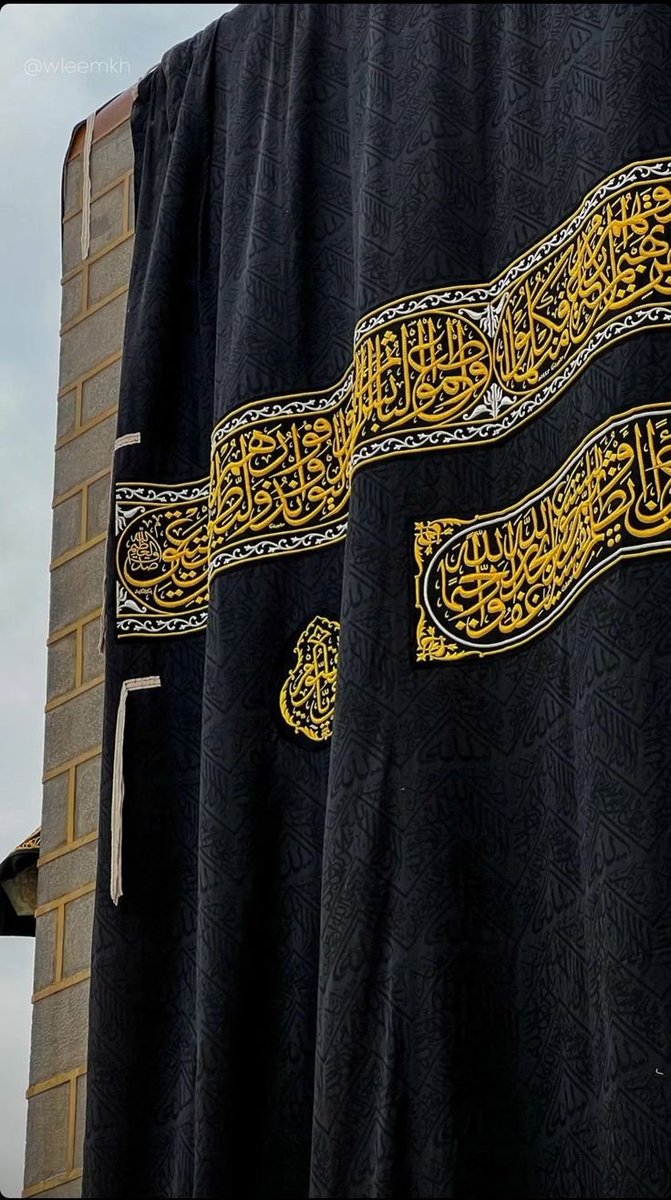 dilfiruzz_21's tweet photo. Bilmem ki vuslat mı yazılmış bu baht-ı siyâhıma,
Yandım belirsizliğin ateşinde ah-u âhıma... https://t.co/Iavi4BB7RV