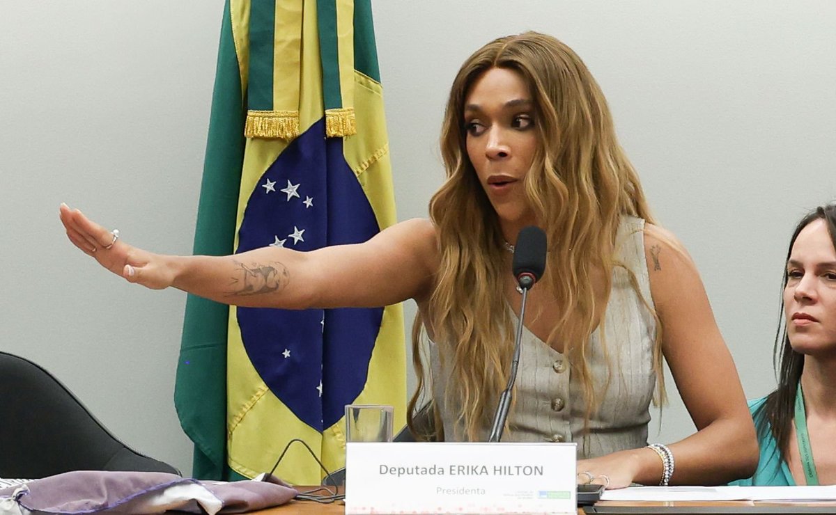 Estamos prestes a ter um segundo Xandão no Supremo Tribunal Federal. O Senado vai deixar?

O AGU de Lula, Jorge "Bessias" Messias, está NOTIFICANDO extrajudicialmente, via o <a href="/X/">X</a> de <a href="/elonmusk/">Elon Musk</a>, TODO MUNDO que criticou o PL da Misoginia.

E mais: está fazendo isso a mando de Erika