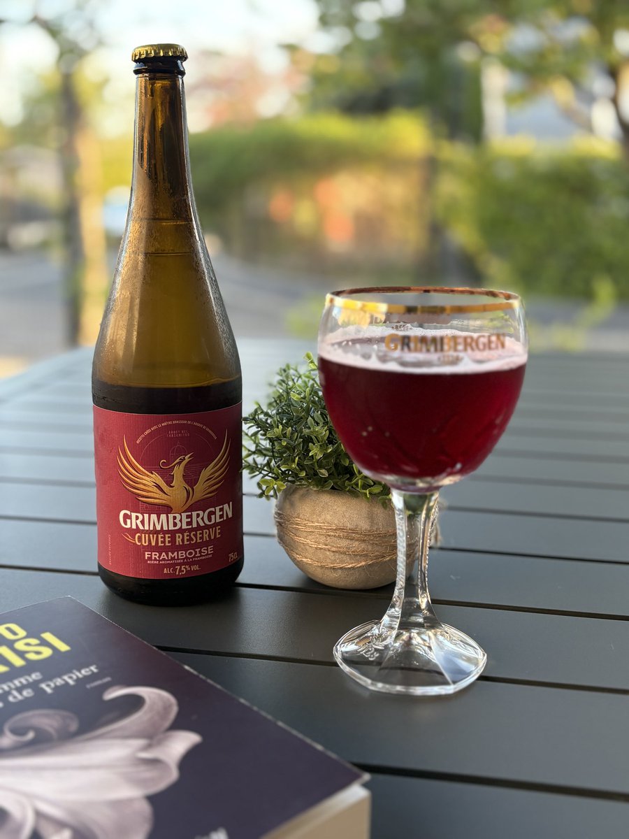 val6663's tweet photo. Une belle robe couleur framboise et une mousse légère…
#grimbergen #sampleo_france

L’abus d’alcool est dangereux pour la santé. À consommer avec modération. https://t.co/7kAWhquJGV