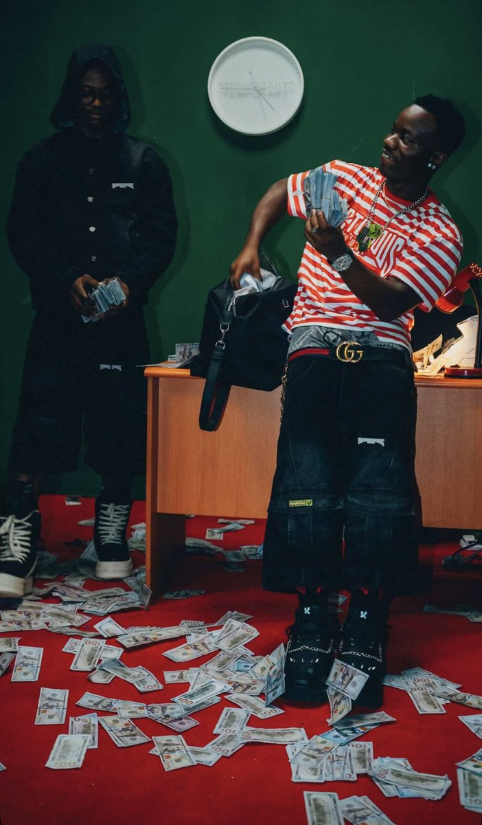 Big Derah𖣂🇬🇧💜🦅 tweet media