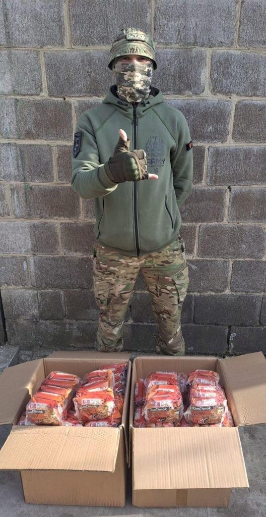 FatheRoman tweet media