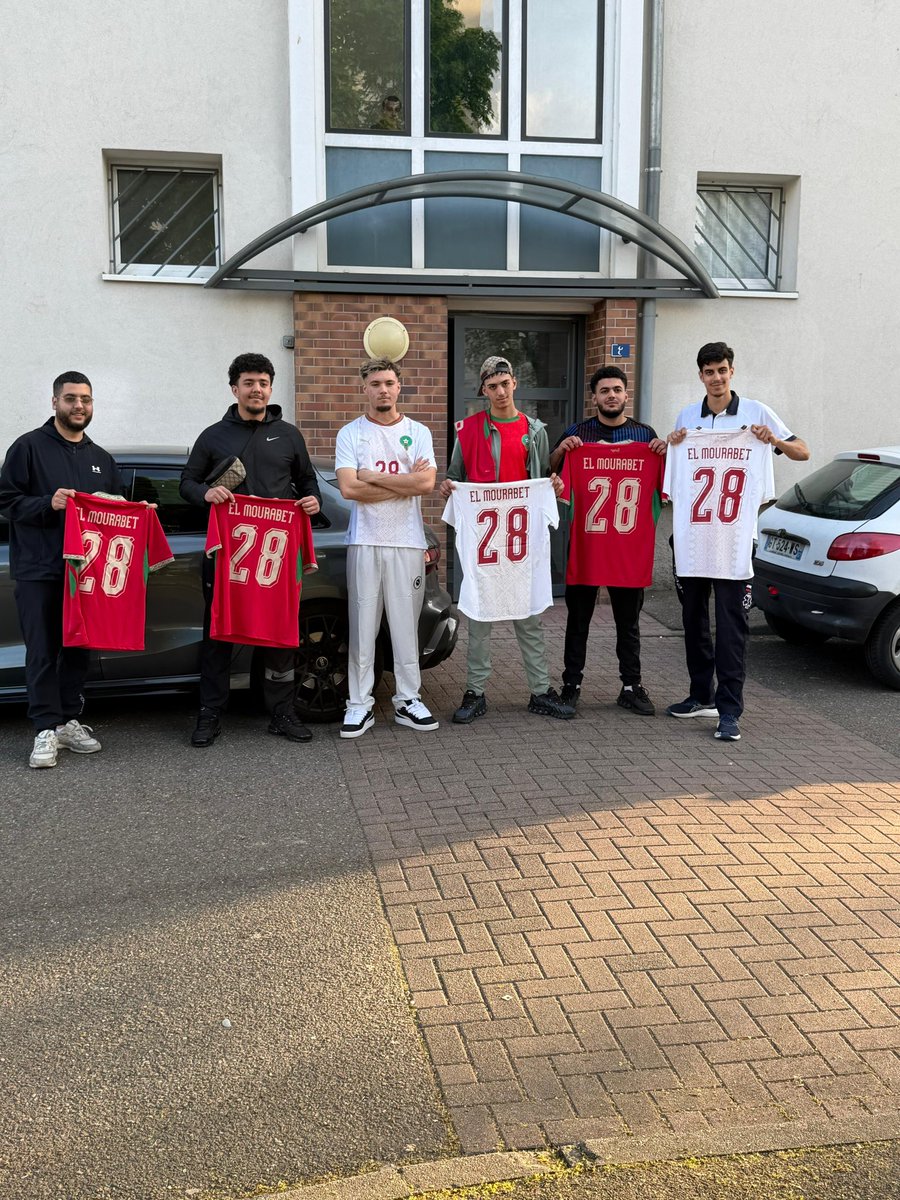 Instant Foot ⚽️ tweet media