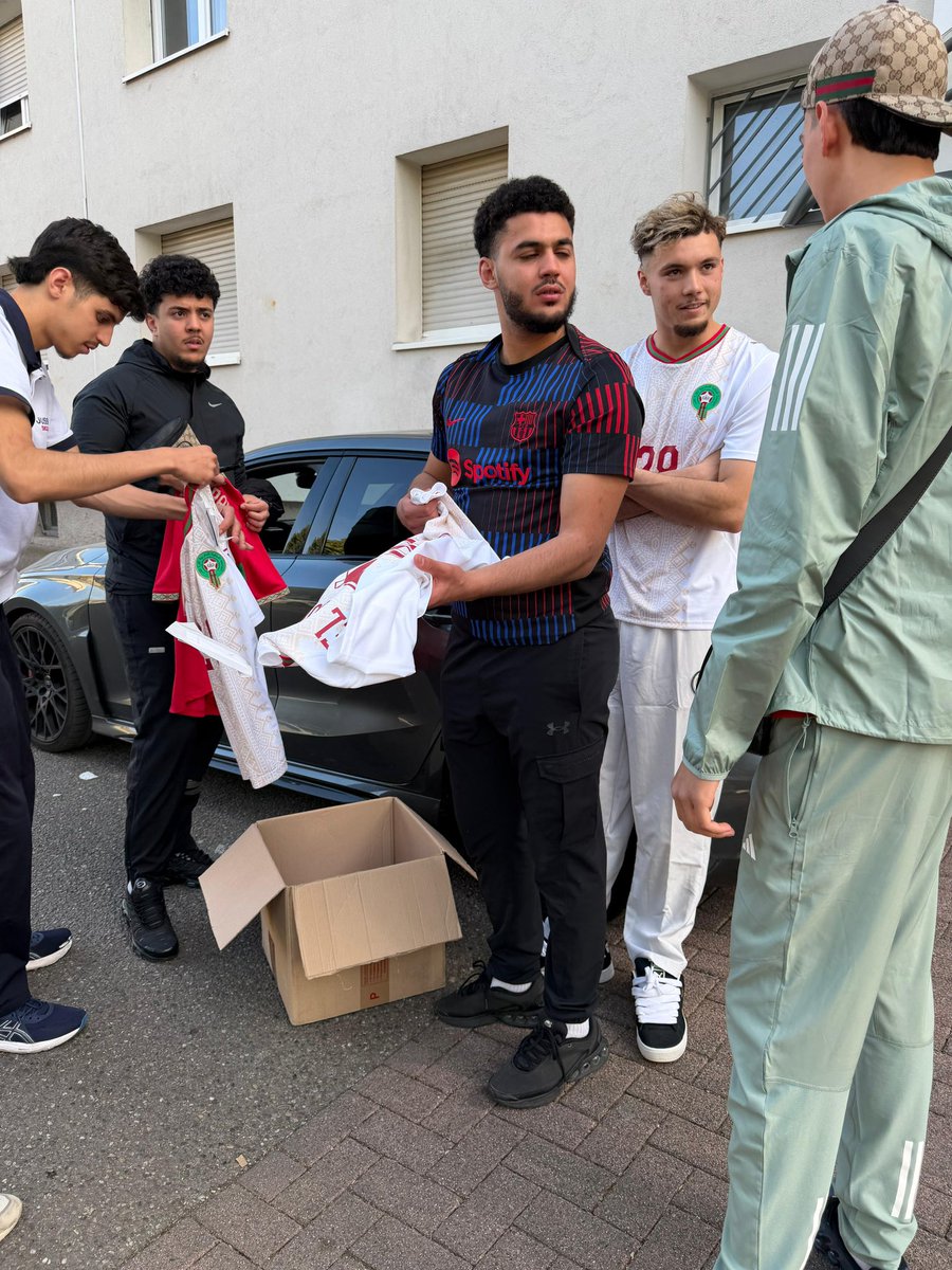 Instant Foot ⚽️ tweet media