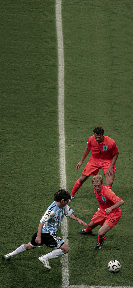 lynxchizzy's tweet image. He went on to conquer the world afterwards.
#LM10 #messi #fyp