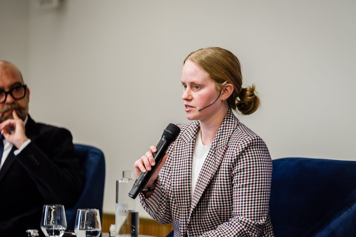 ITI_TechTweets's tweet image. 📍Lisbon, Portugal 🇵🇹

ITI’s Olivia Negus joined @StateDept, @USEmbPortugal &amp;amp; partners in Lisbon to discuss subsea cables—the infrastructure carrying 95%+ of global #data. 
 
Strong #policy frameworks are key to securing this critical backbone and advancing global connectivity.