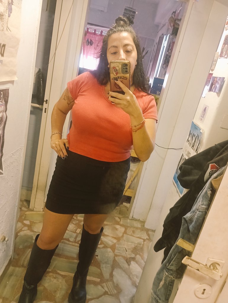 Marina🦋🐧🐔 tweet media