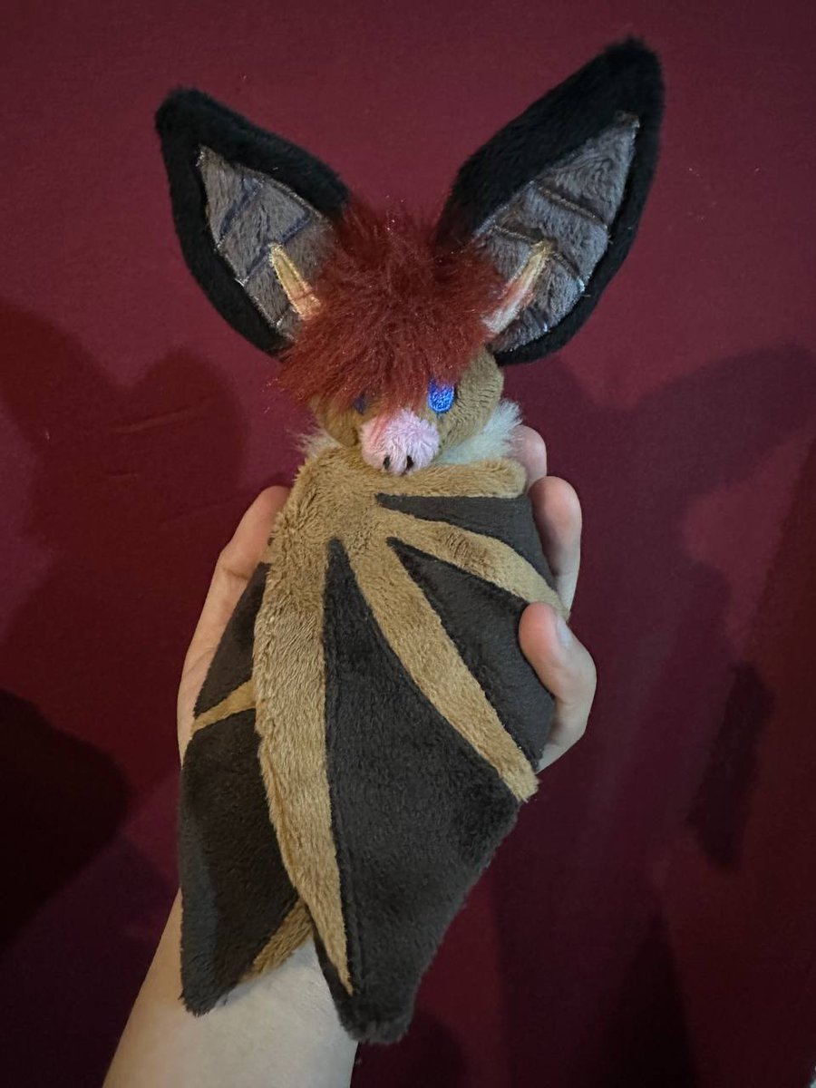 🌸Nero Fledermaus🪡🧵 SOON OPEN COMMISSIONS tweet media