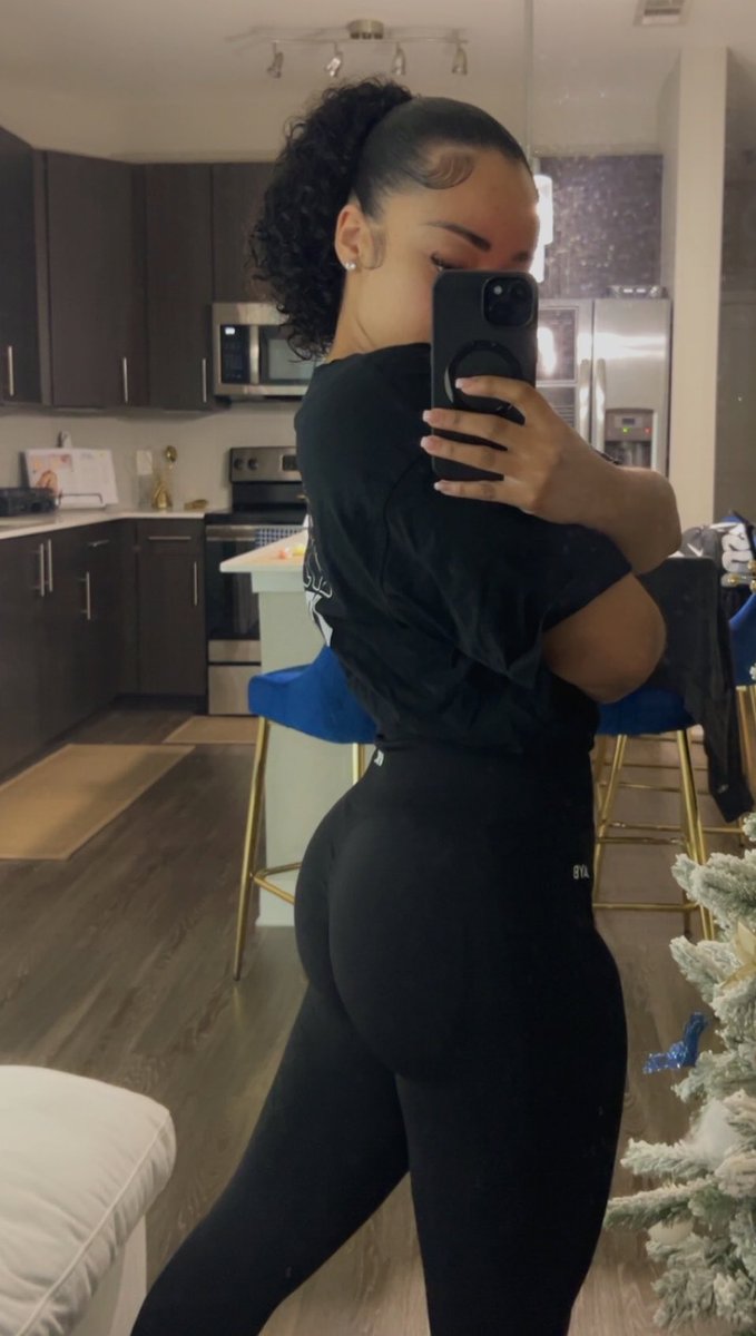 Kimberly Renée ❤️ tweet media