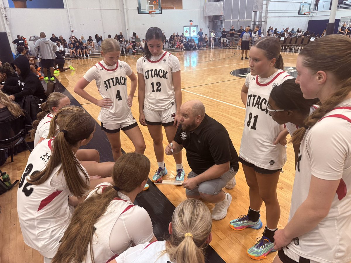 NebraskaAttack's tweet image. 15U UAA up 46-33 after 3 vs FGB #FinishStrong