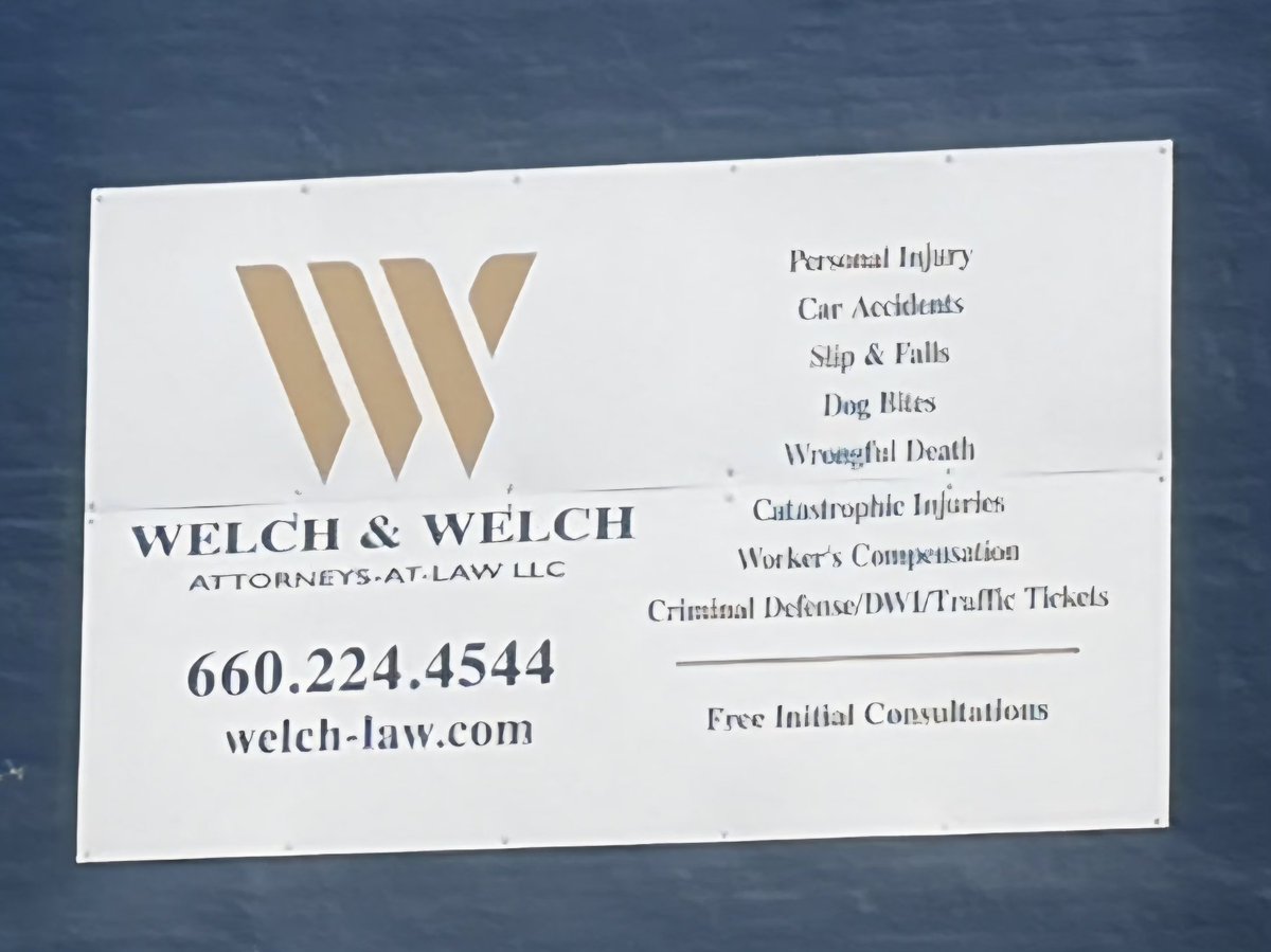 Welch_WelchLaw's tweet photo. New signage went up yesterday at W&amp;W North. Let us know how it looks!
#makingcommunitiessafer #protectingtheinjured #protectingtheaccused https://t.co/VRdC4T0qpt