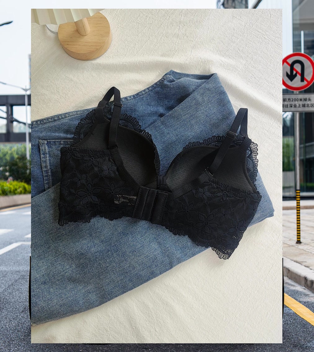 Tracy Ellis tweet media