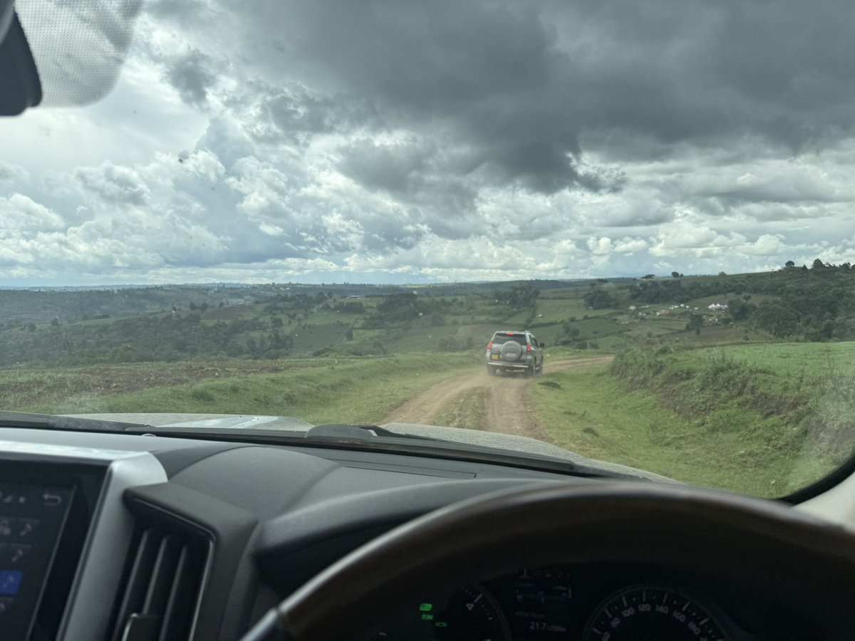 Somoina Kapeen tweet media